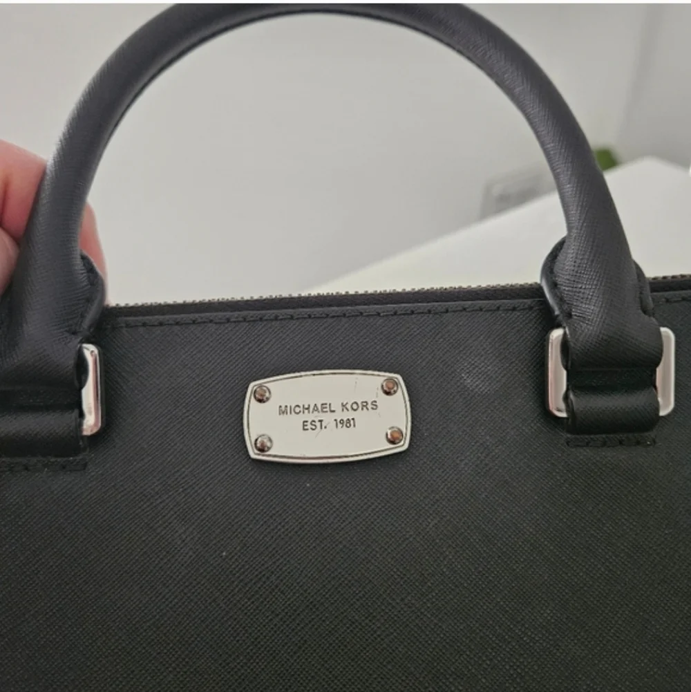 Michael Kors Savannah Black Saffiano Leather Satchel Crossbody Bag